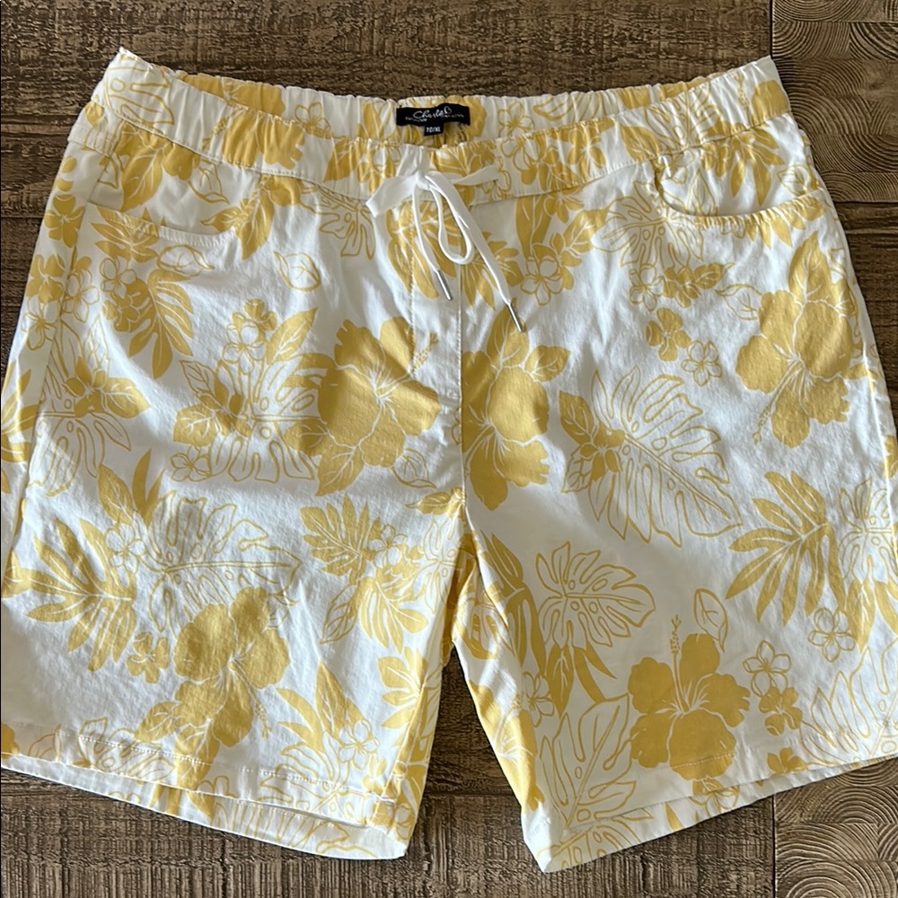 CHARLIE B Yellow Floral Women Shorts - Picture 5 of 7